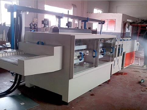 雙面蝕刻機“焊接，無焊點”